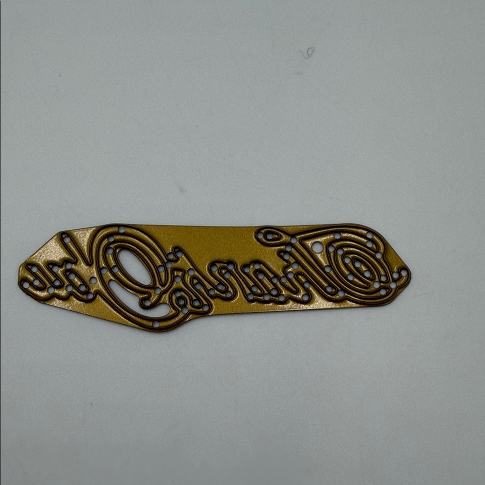 Anna Griffin Gold Metal Crafting Dies Set - Picture 5 of 11